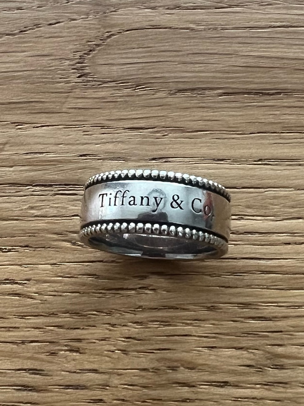 Tiffany & Co. Script Notes Milgrain Beaded Edge Band Ring. Sterling Silver